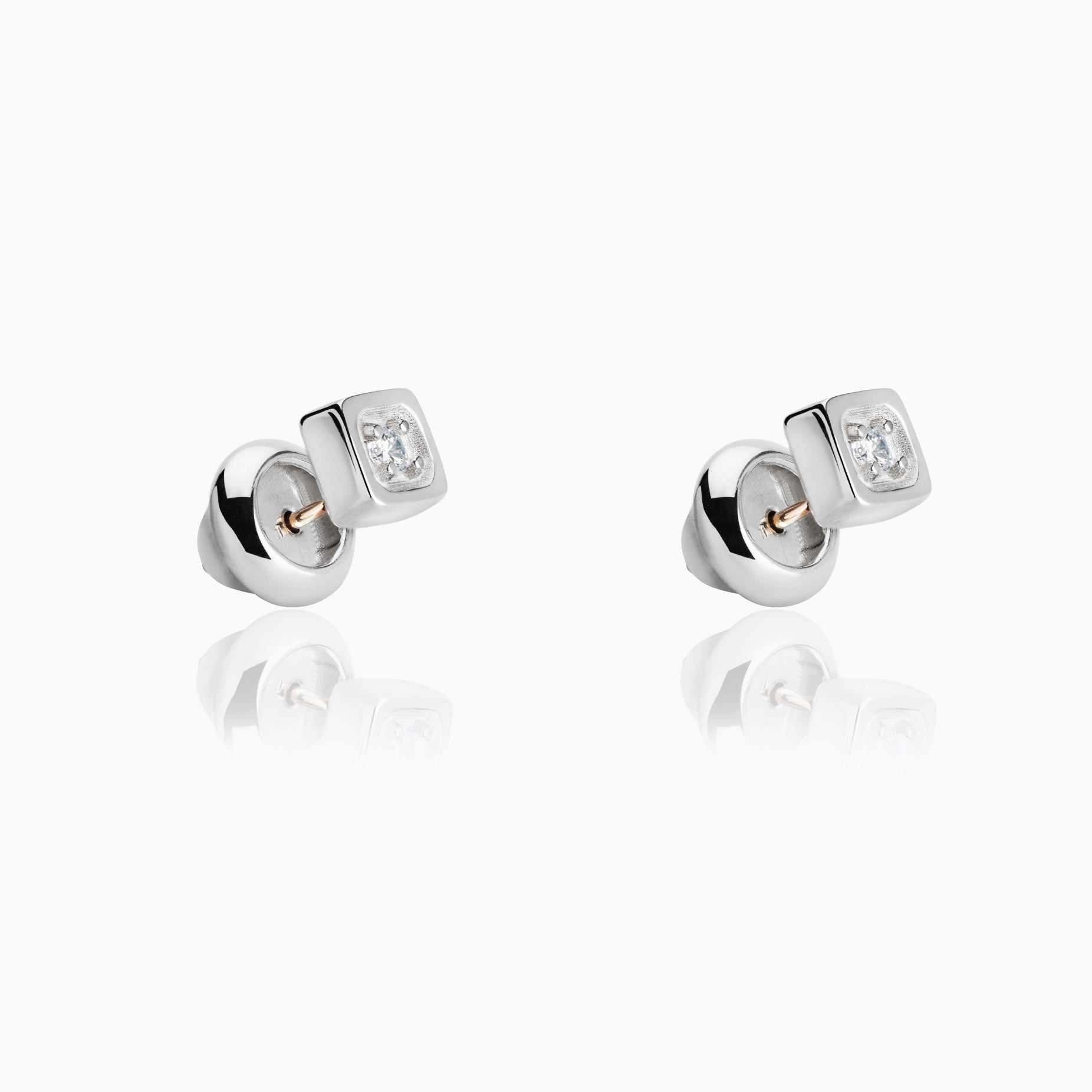 XOCOLATE TABLET DIAMANTES STUD EARRINGS