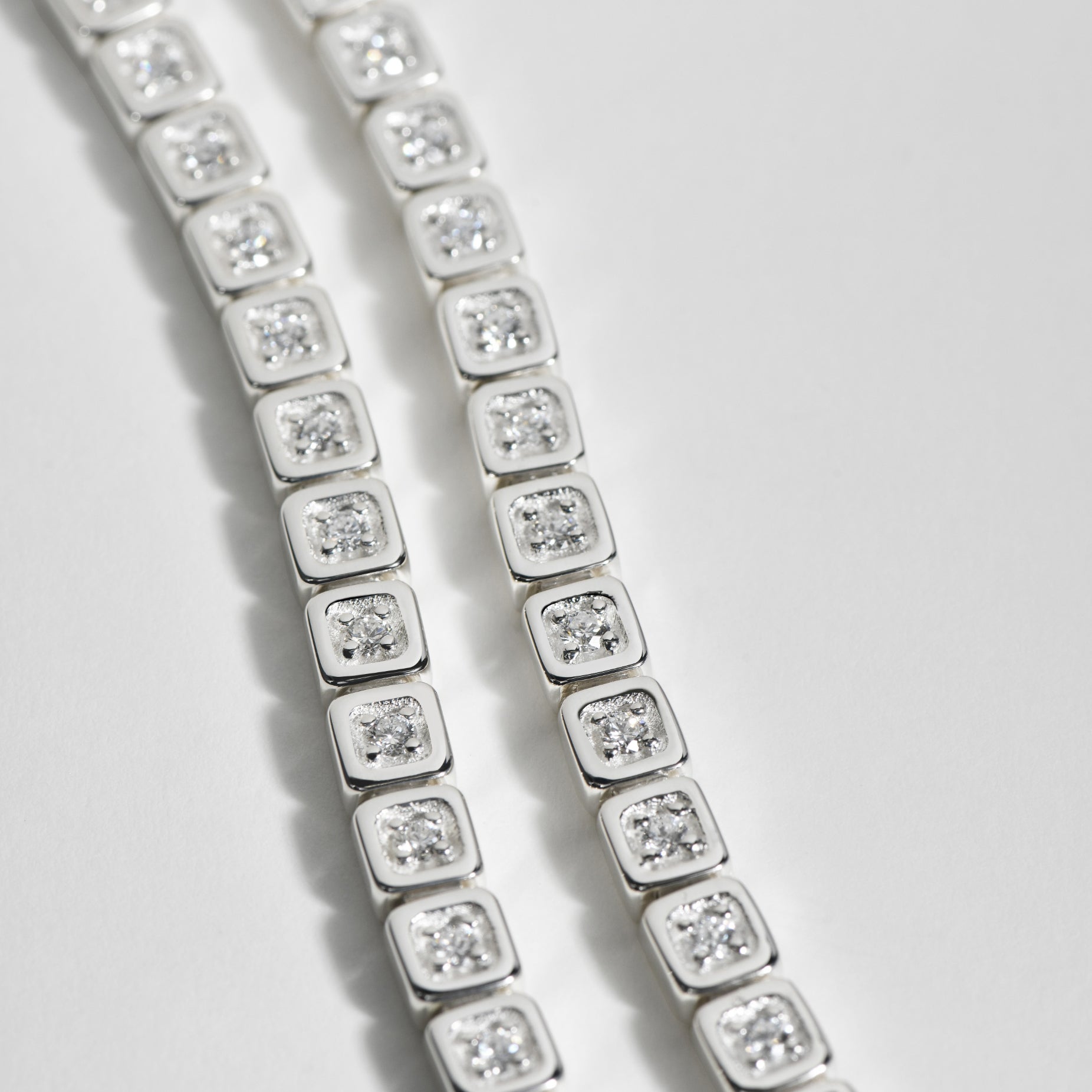 XOCOLATE TABLET DIAMANTES BRACELET