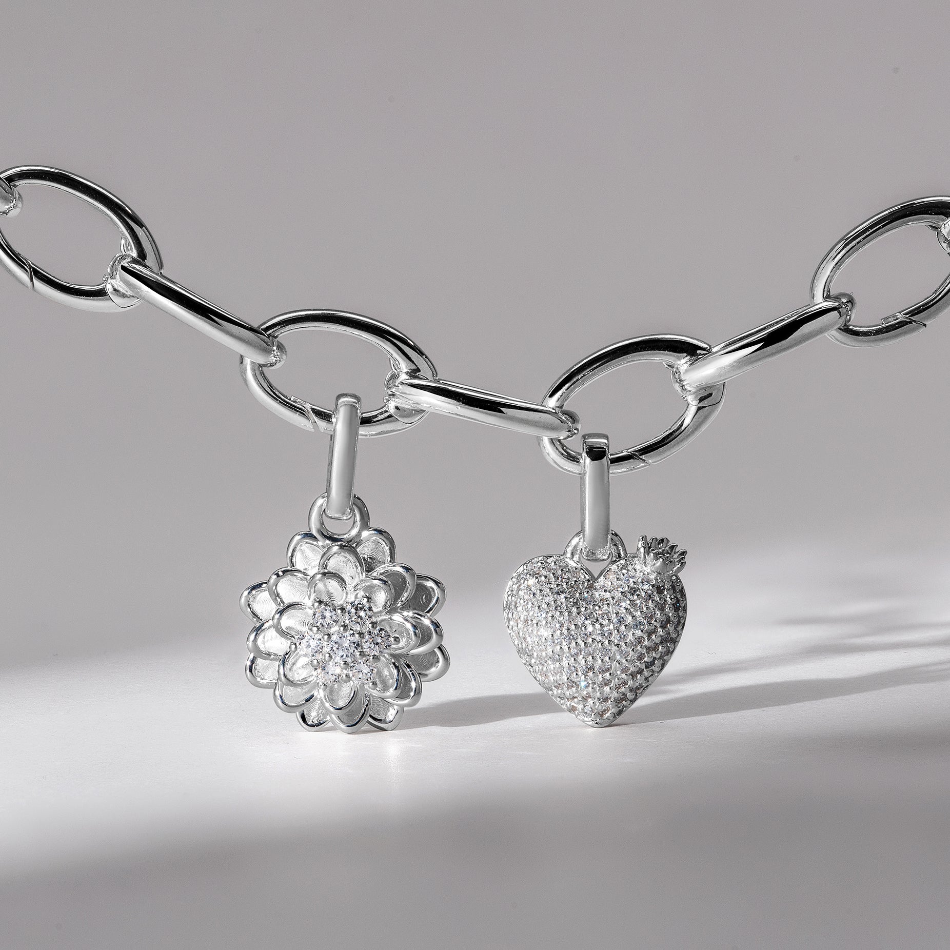 NOPAL HEART DIAMANTES CHARM