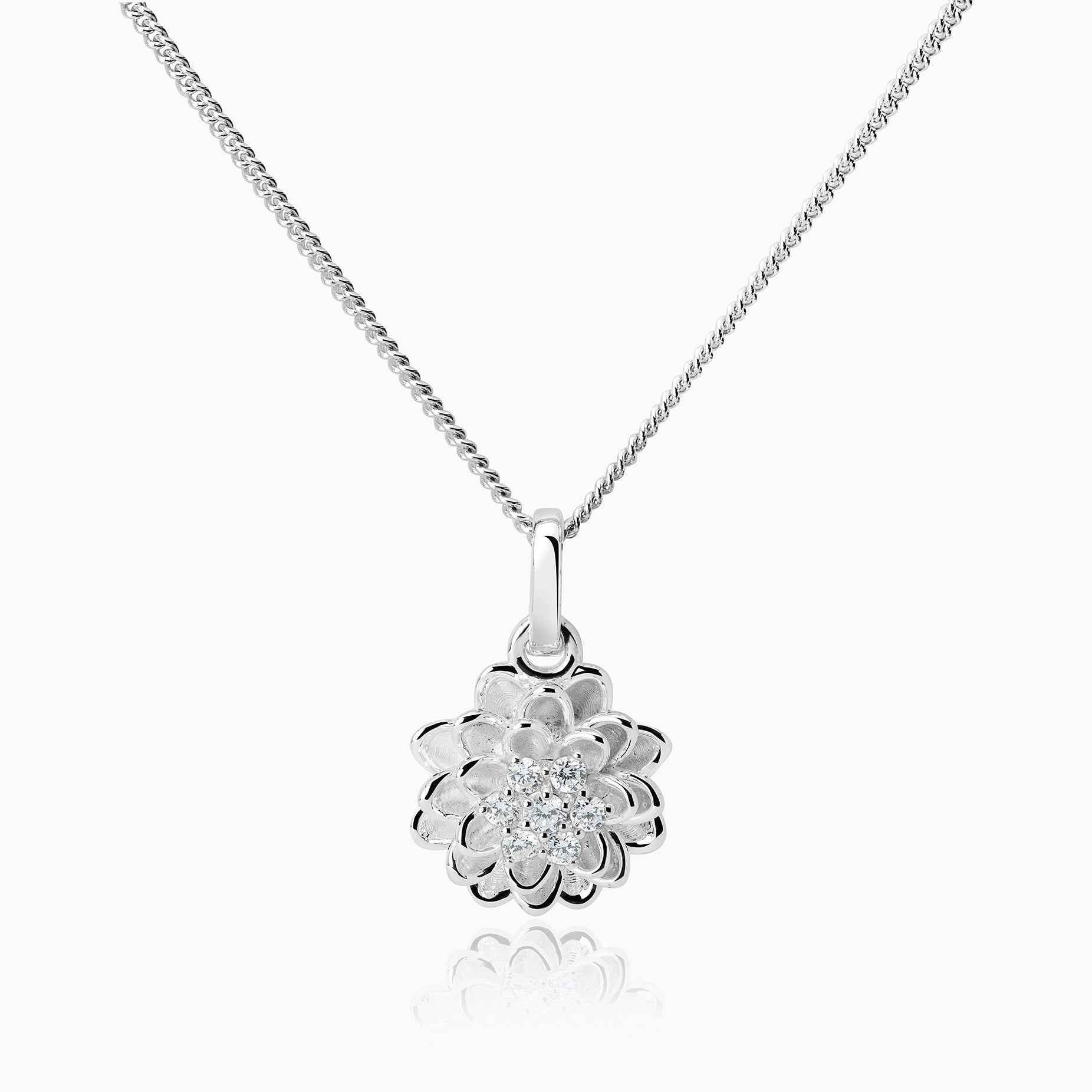 DALIA DIAMANTES CHARM