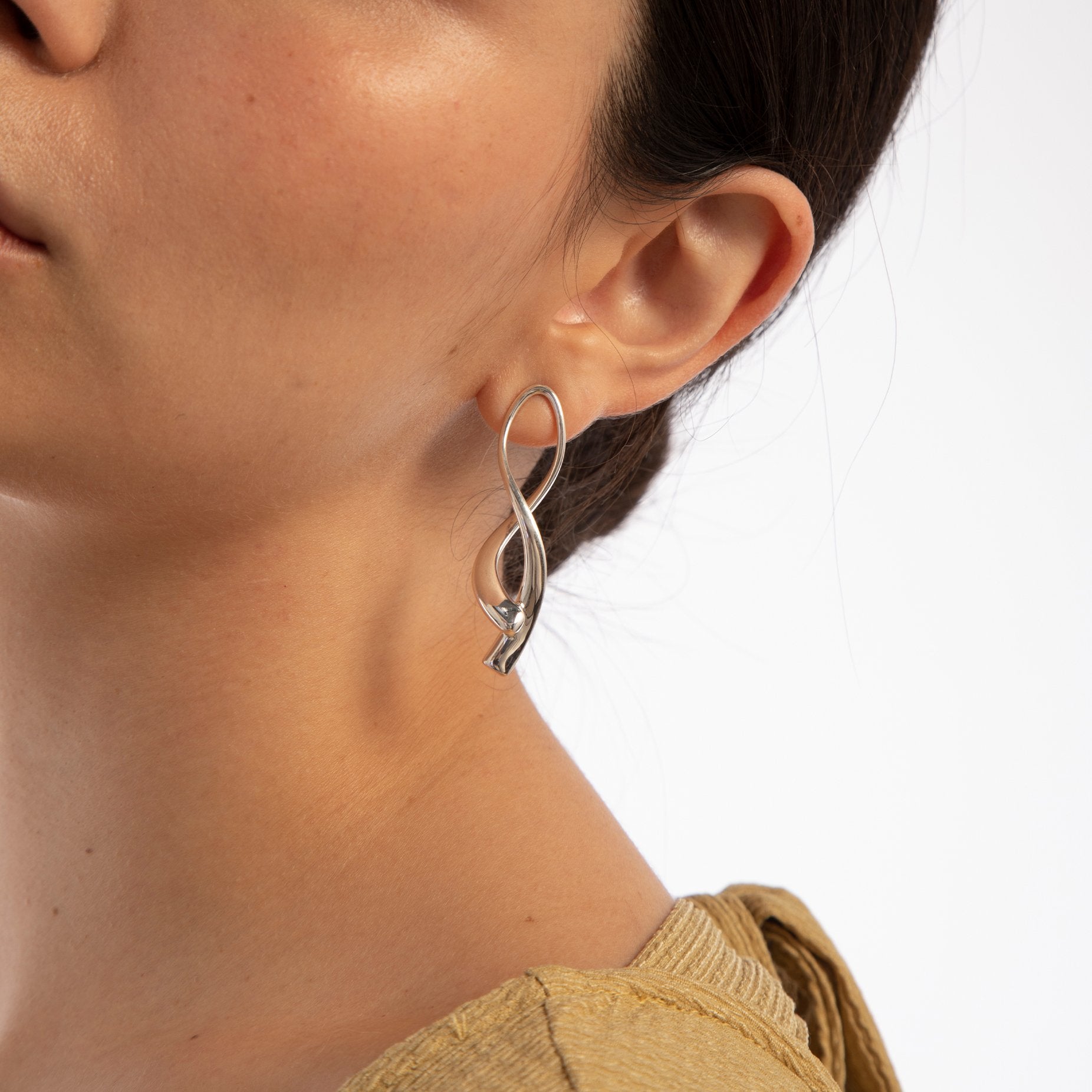 FLUJO EARRINGS