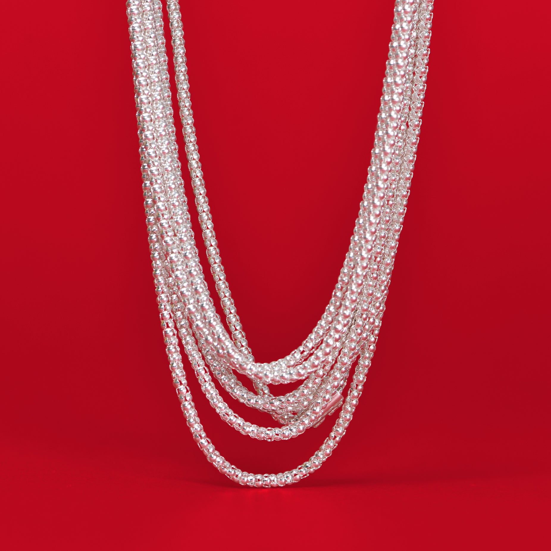 EMILIA NECKLACE