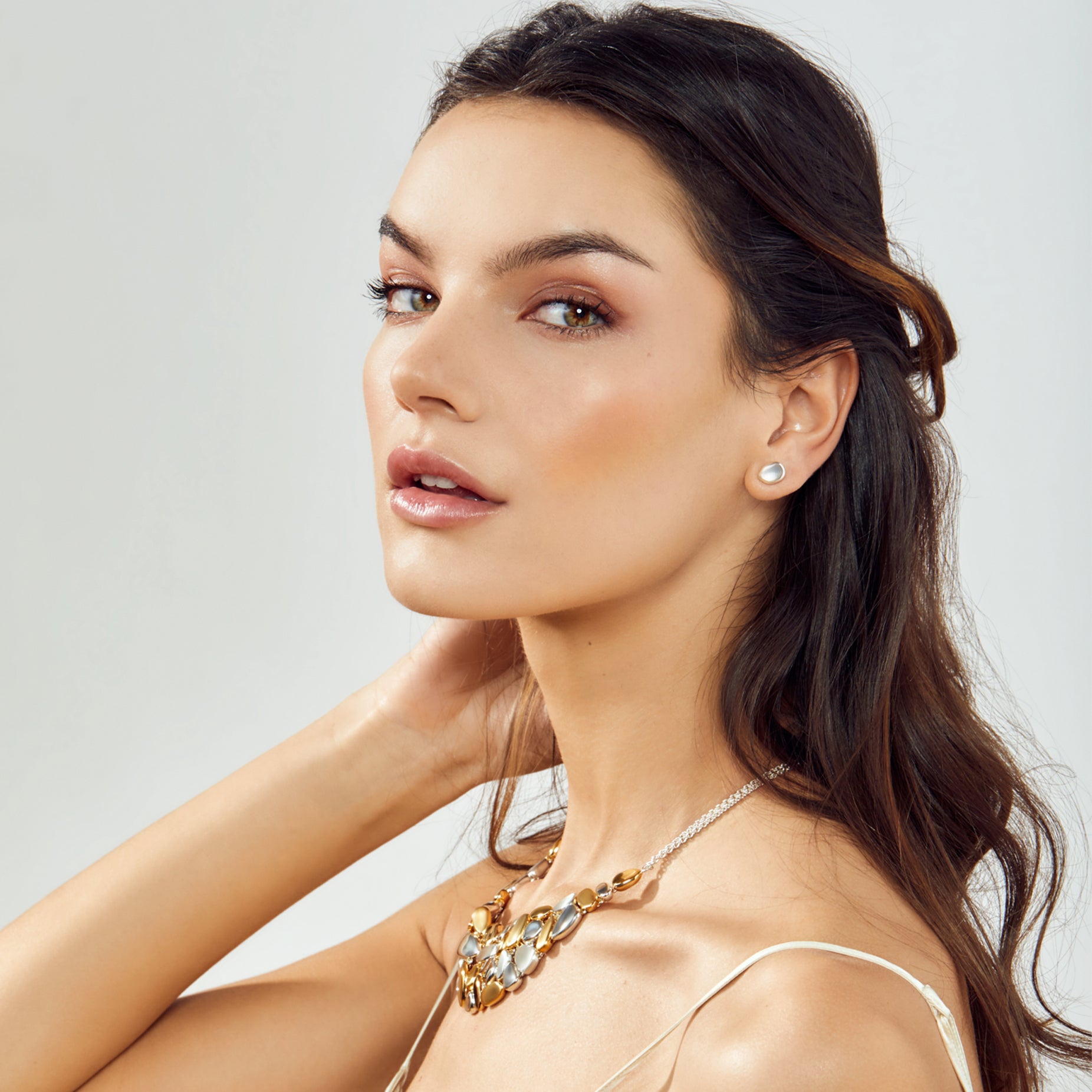 ALMA CHOKER