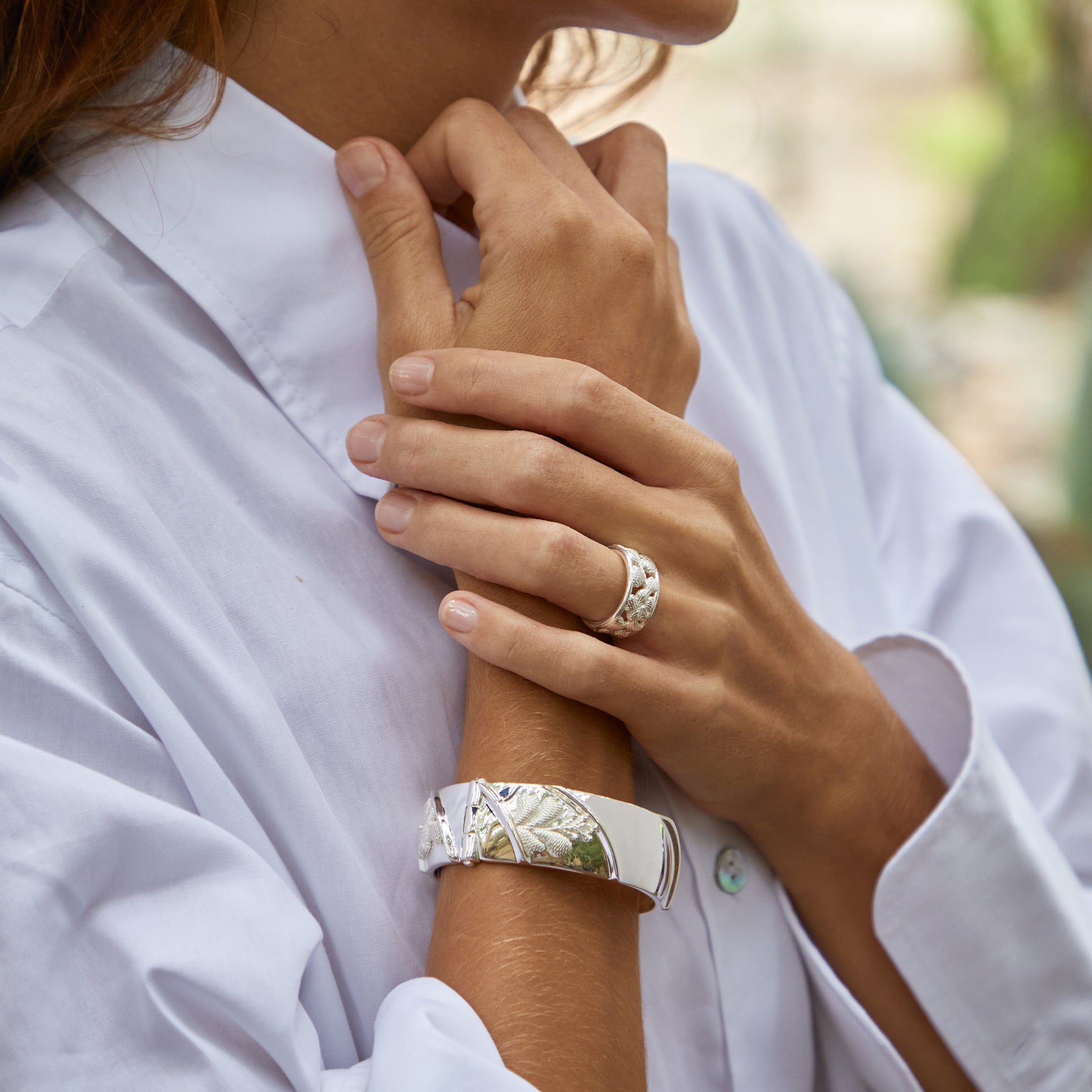 BORDADOS THIN RIGID BRACELET