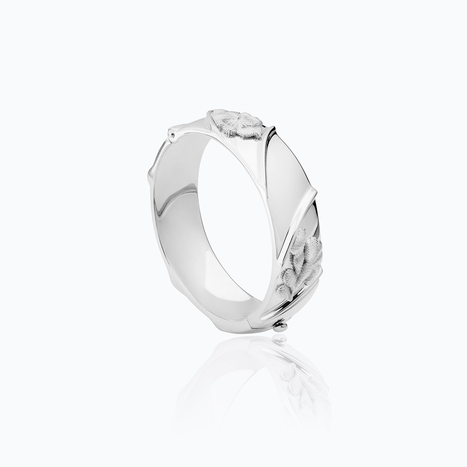 BORDADOS THIN RIGID BRACELET