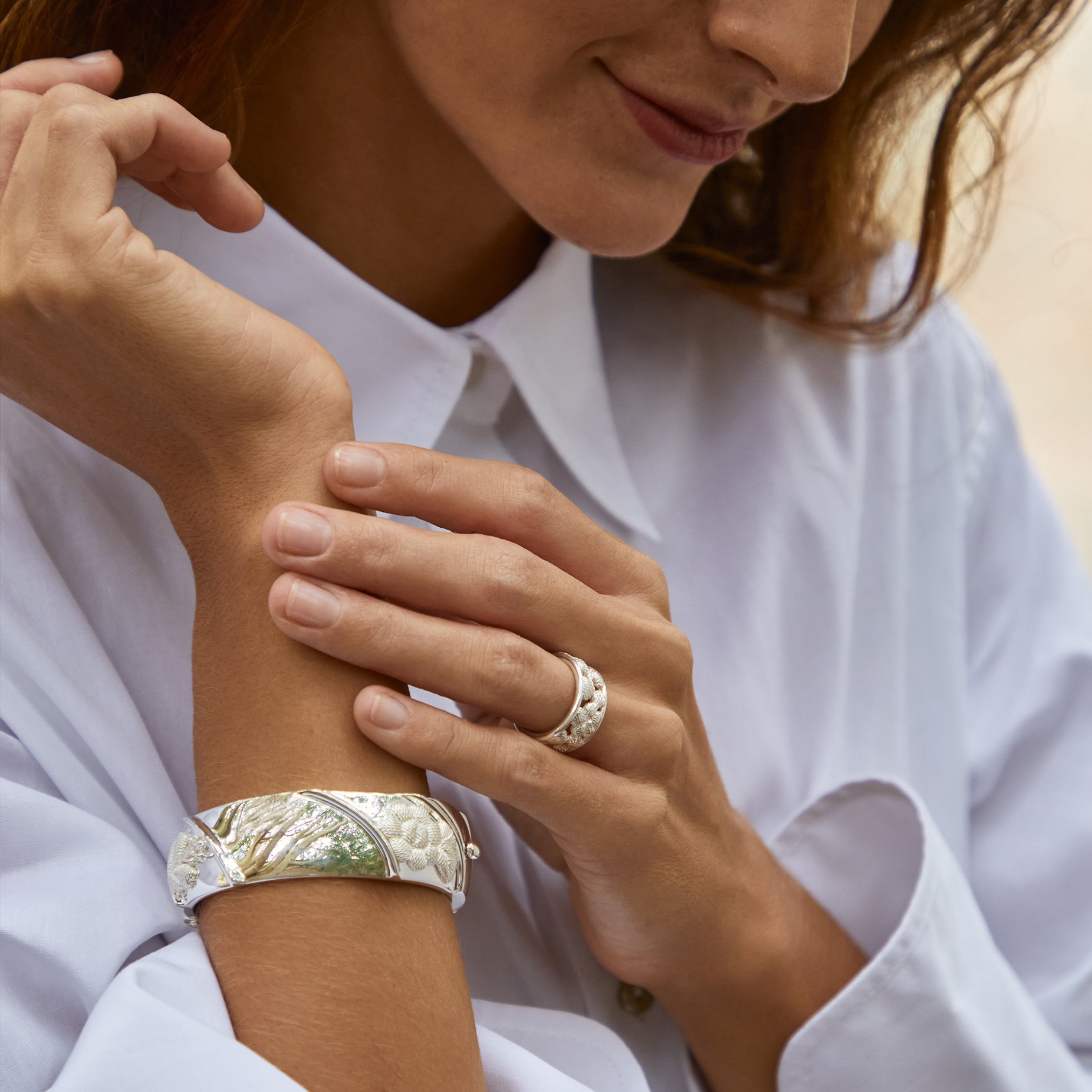 BORDADOS THIN RIGID BRACELET