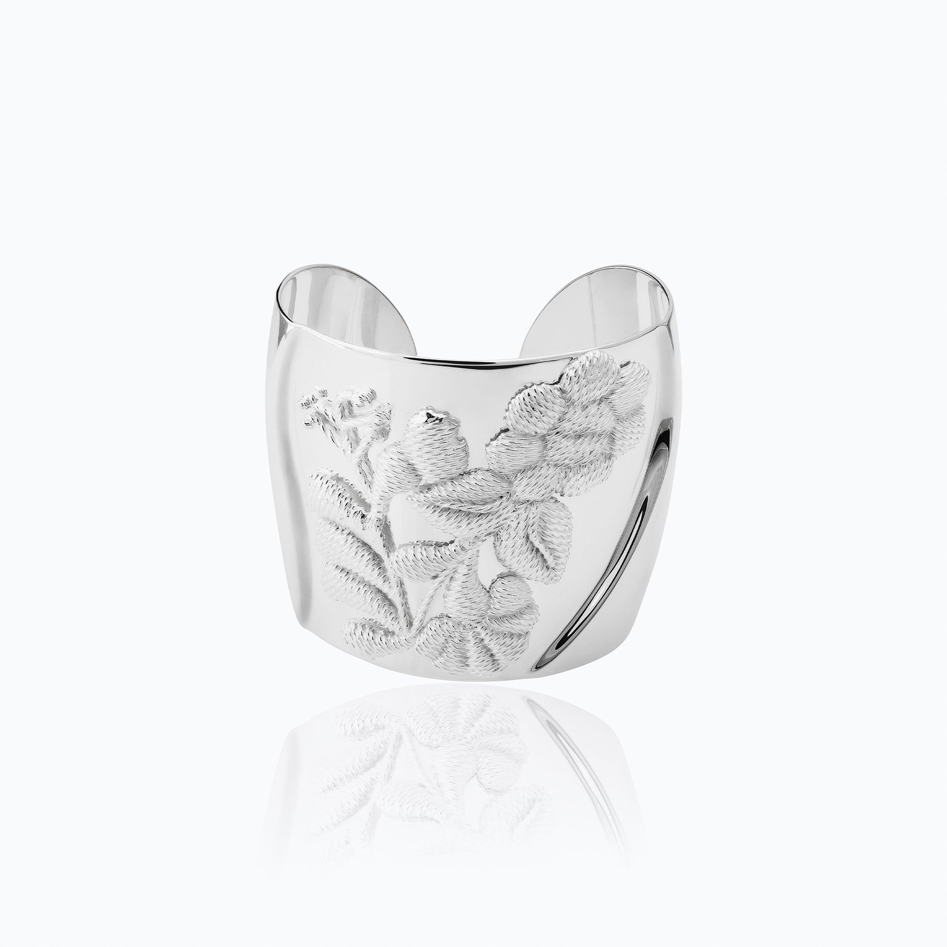 BORDADOS WIDE RIGID BRACELET