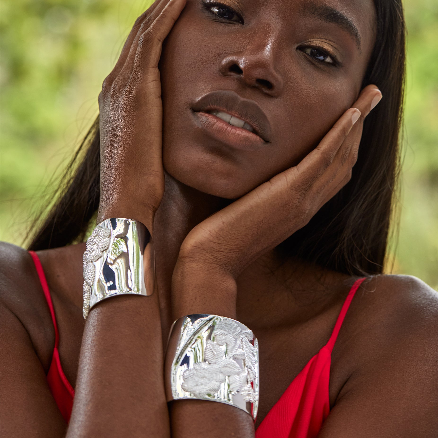 BORDADOS WIDE RIGID BRACELET