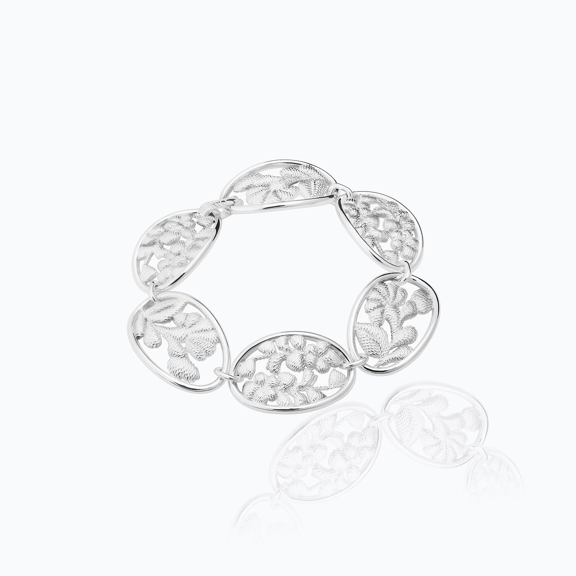 BORDADOS FAN BRACELET