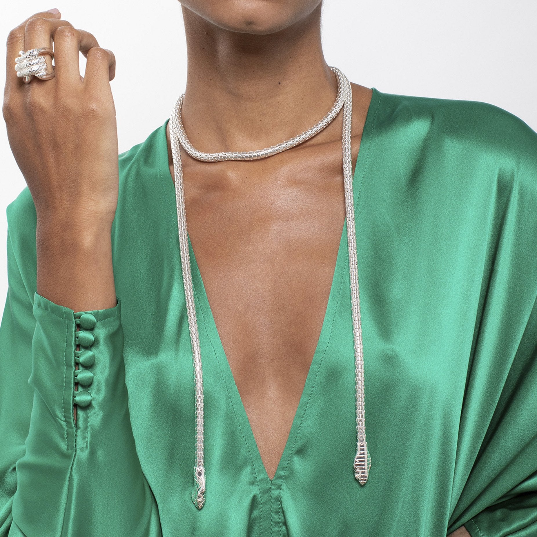SNAKE NECKLACE
