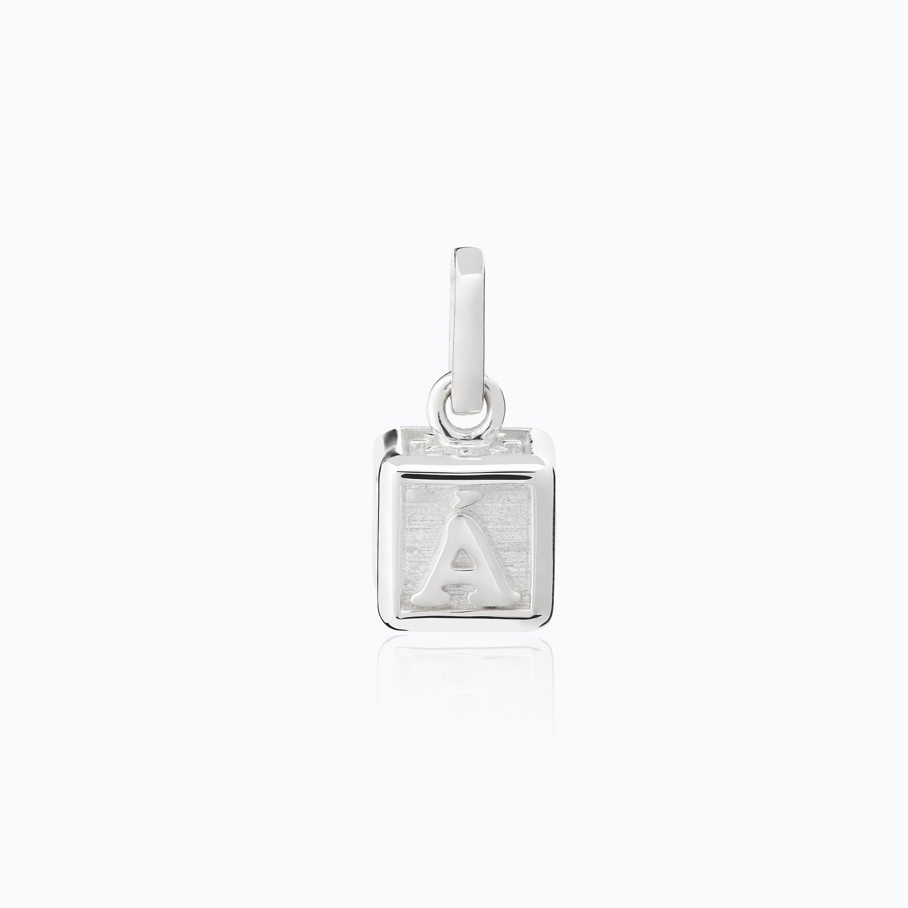 CUBE MOM CHARM