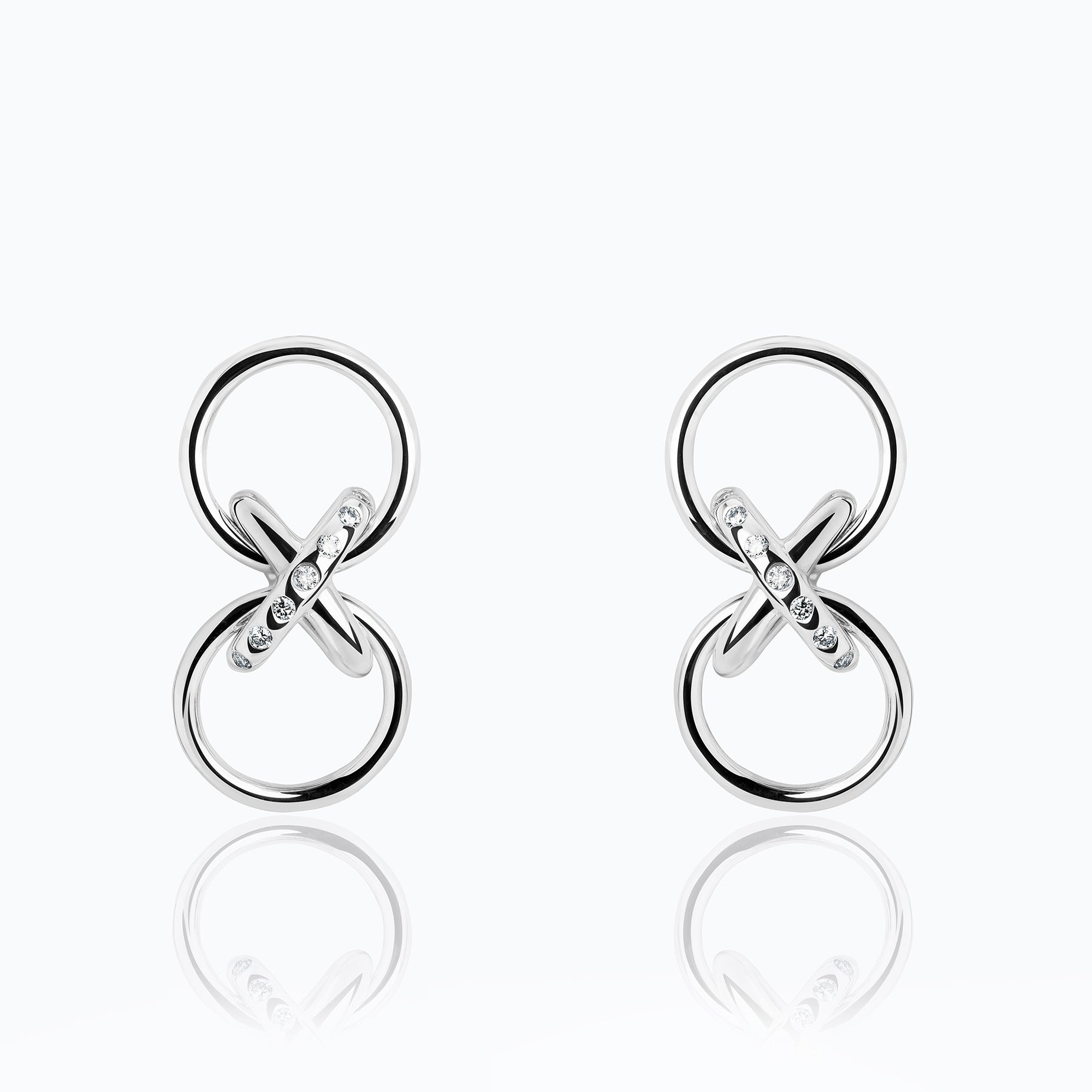 X DIAMANTES EARRINGS