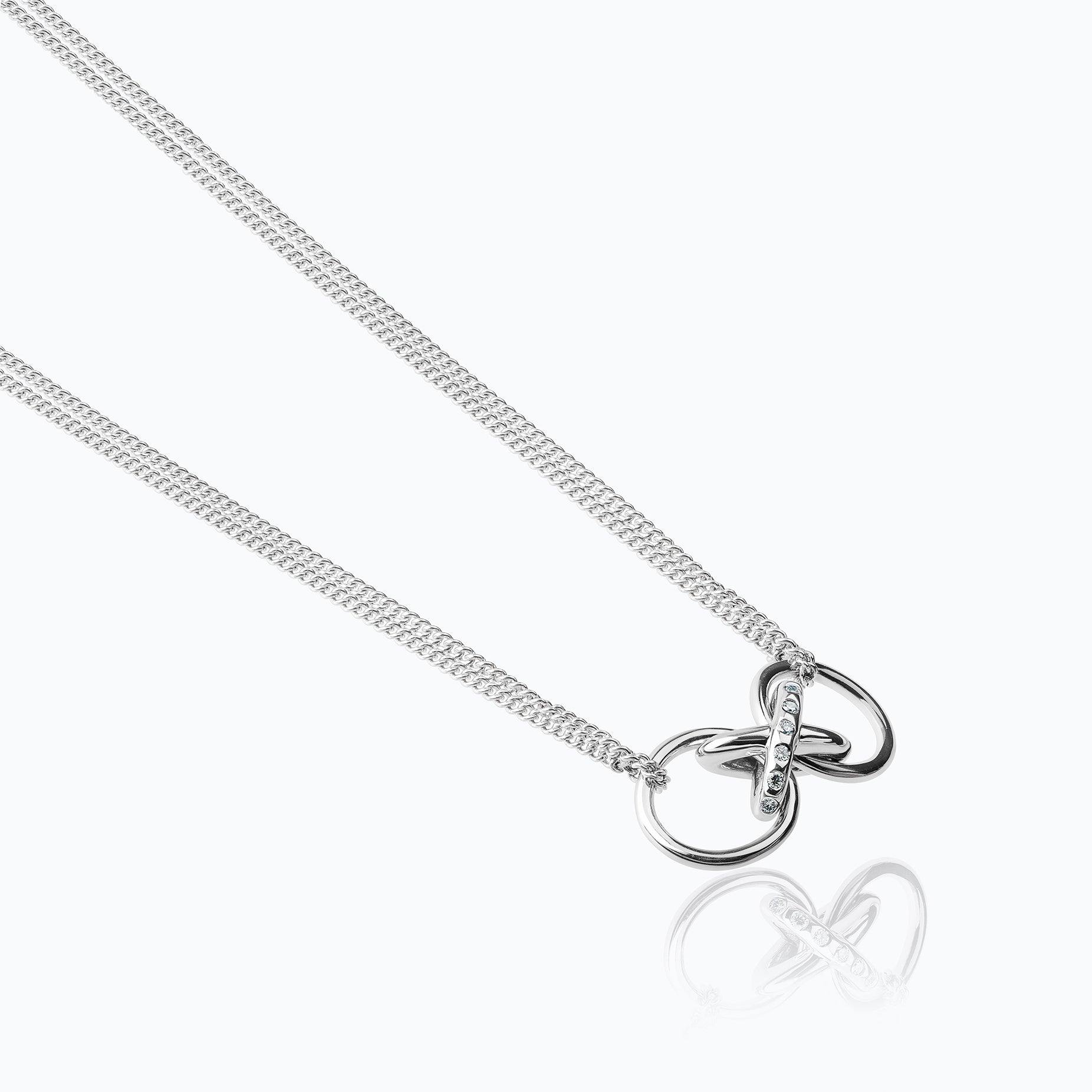X DIAMANTES PENDANT
