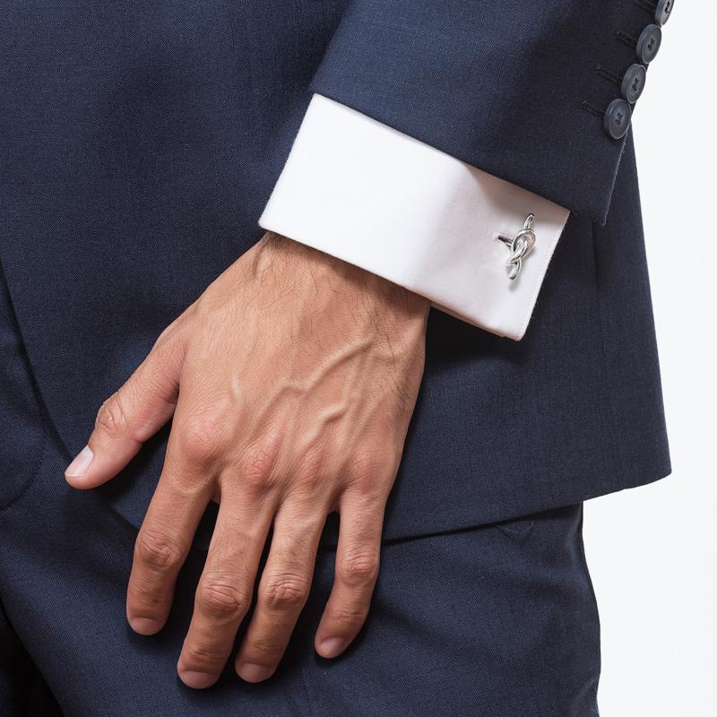 XUSTA CUFFLINKS