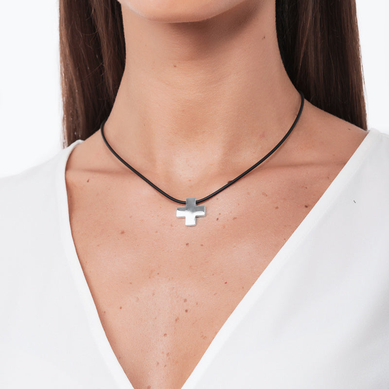 CROSS PENDANT