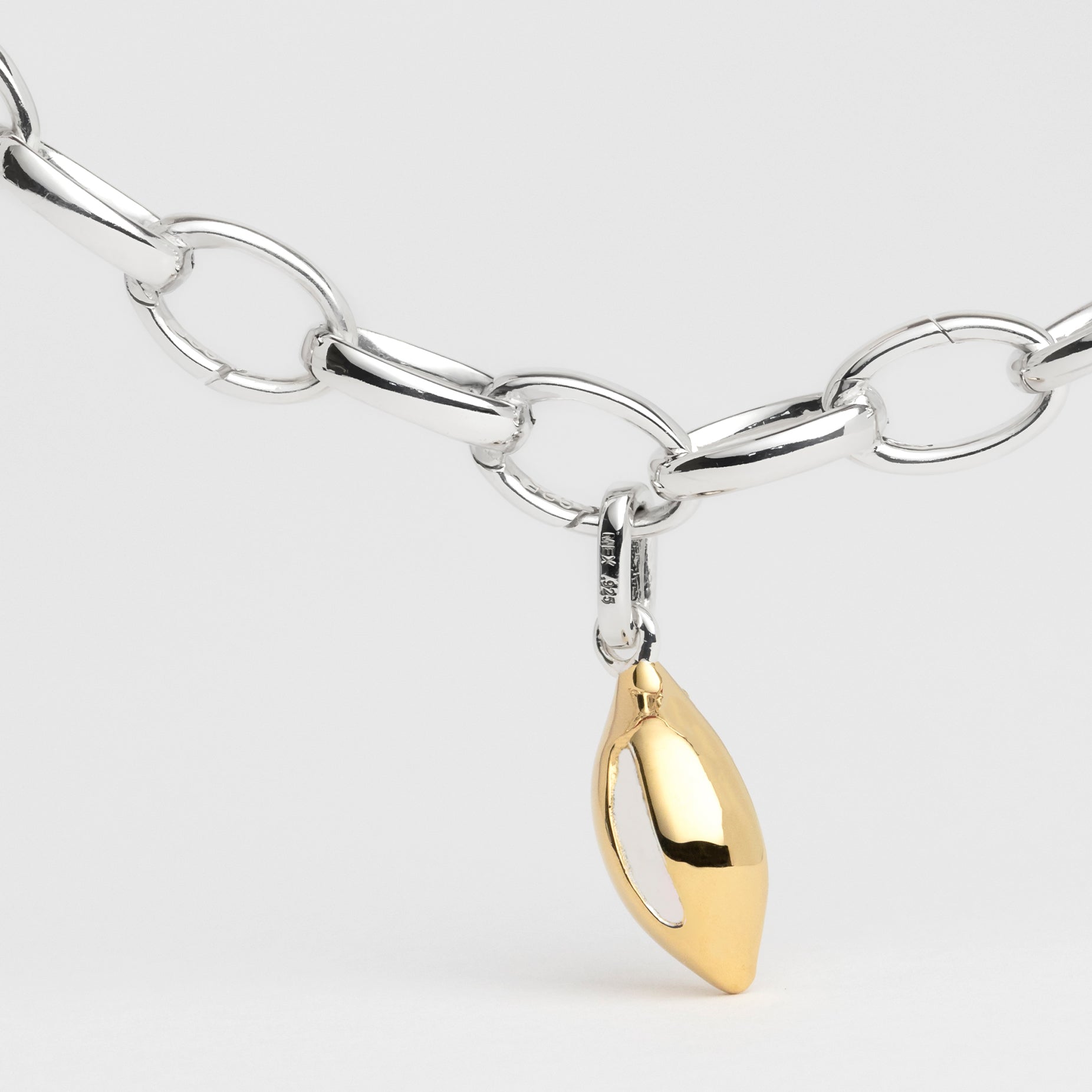BOLILLO CHARM