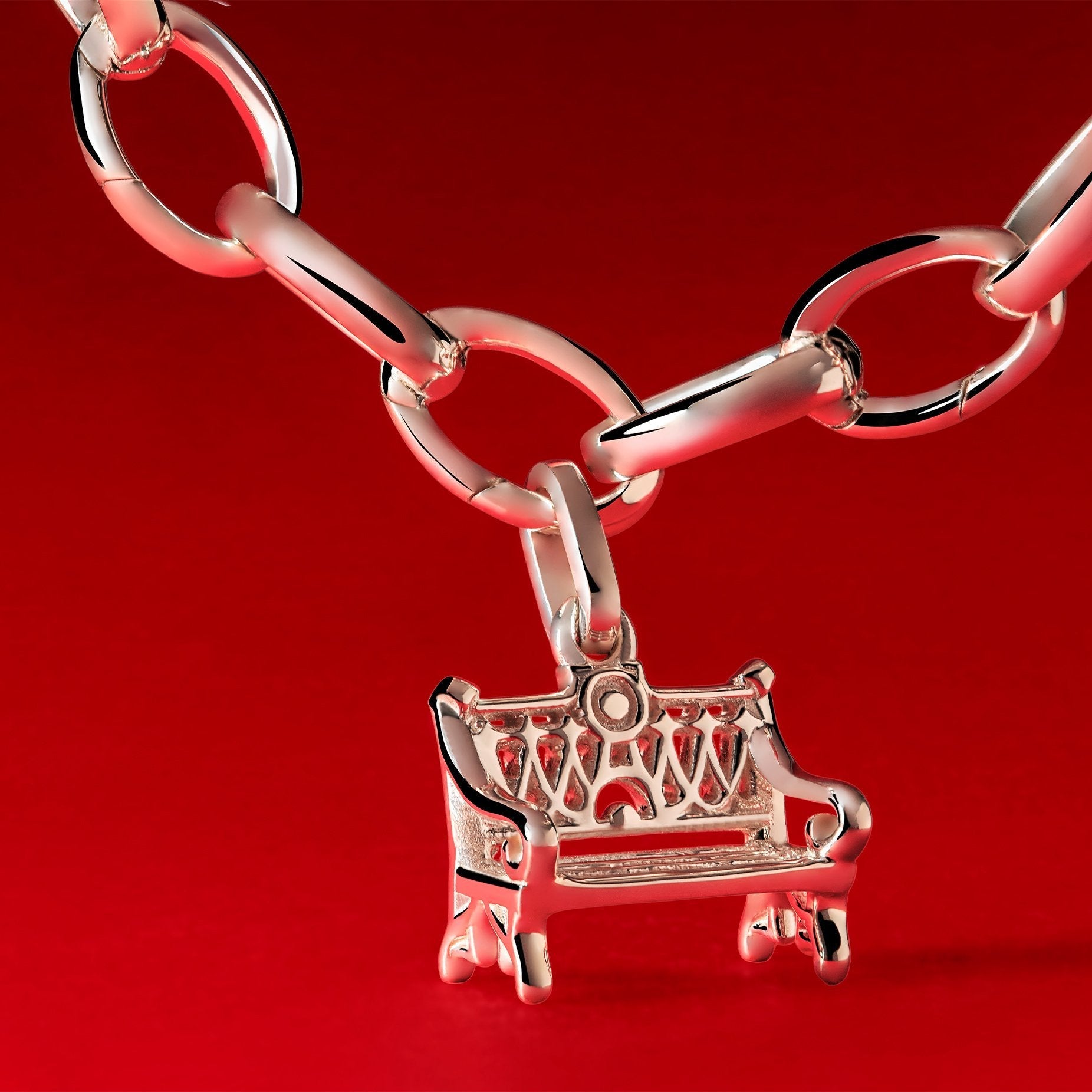 PARK BENCH CHARM