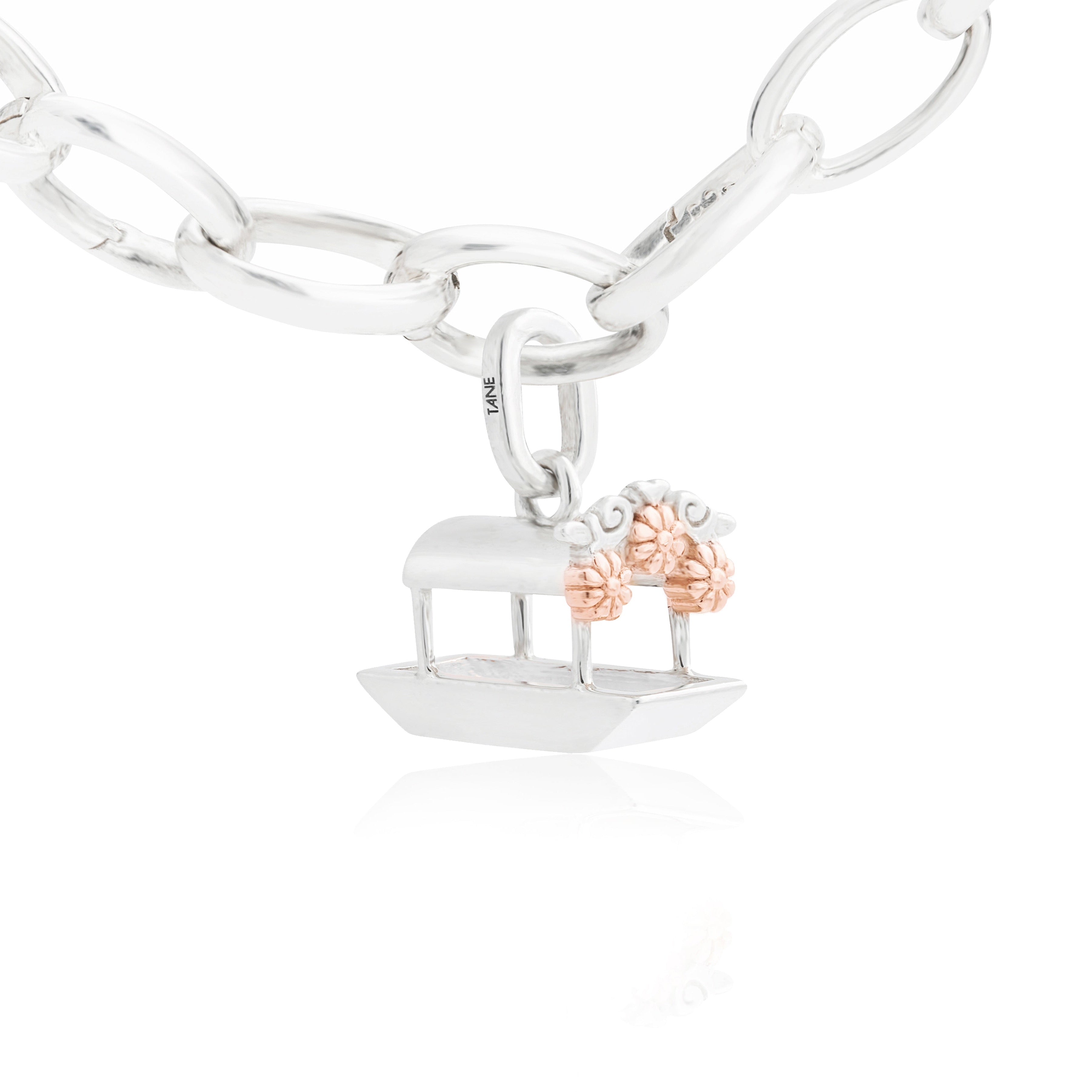 TRAJINERA CHARM
