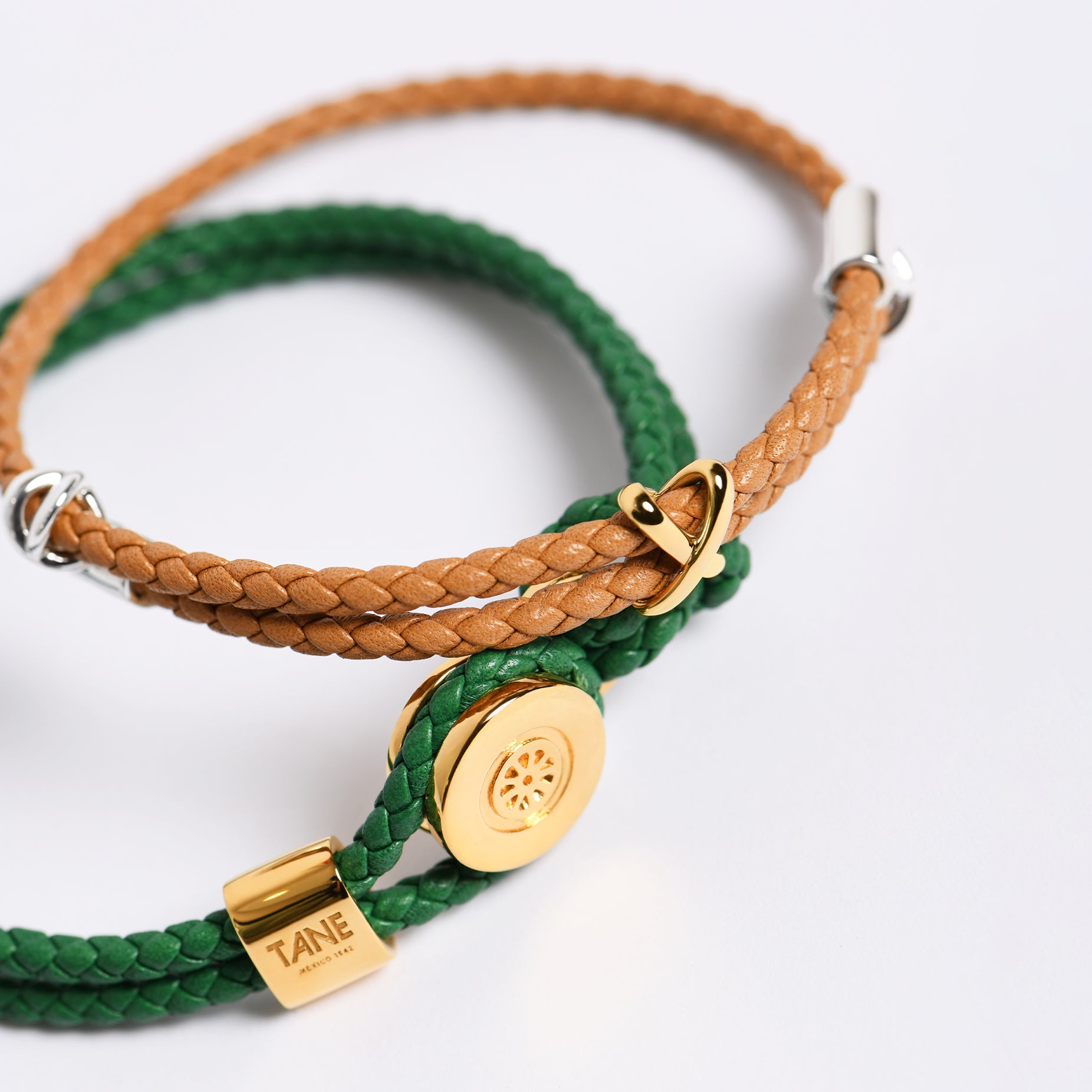 X CAMEL LEATHER VERMEIL BRACELET