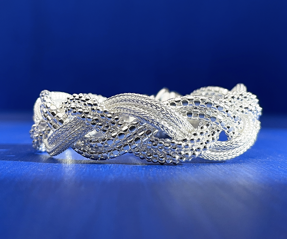 HUARACHE CHARM – TANE USA